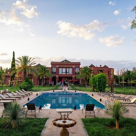 Nomadz Palace Touggana Luaran gambar