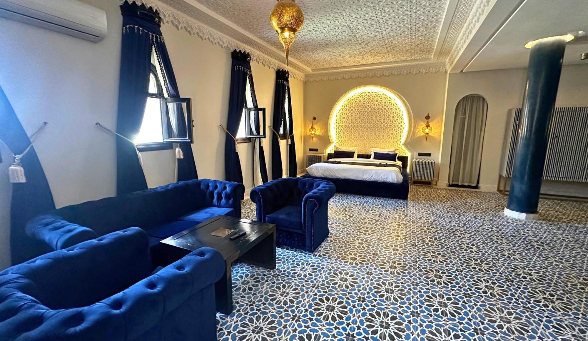 Nomadz Palace Touggana Luaran gambar