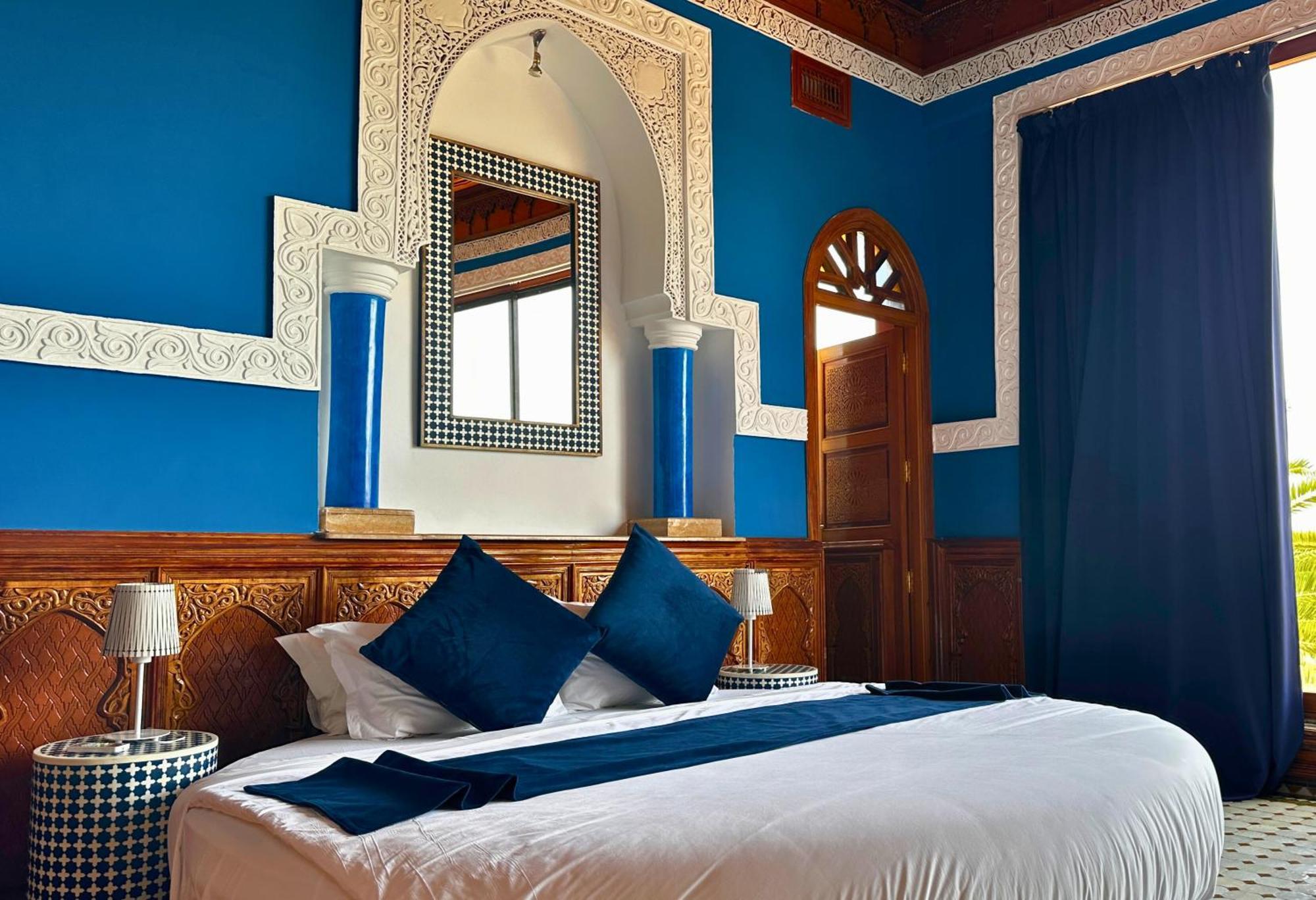 Nomadz Palace Touggana Luaran gambar