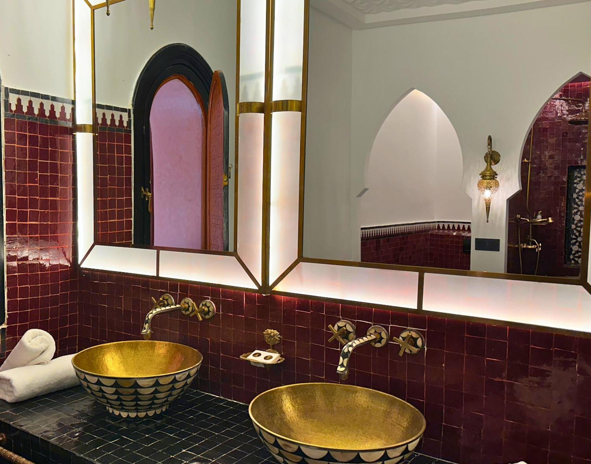 Nomadz Palace Touggana Luaran gambar