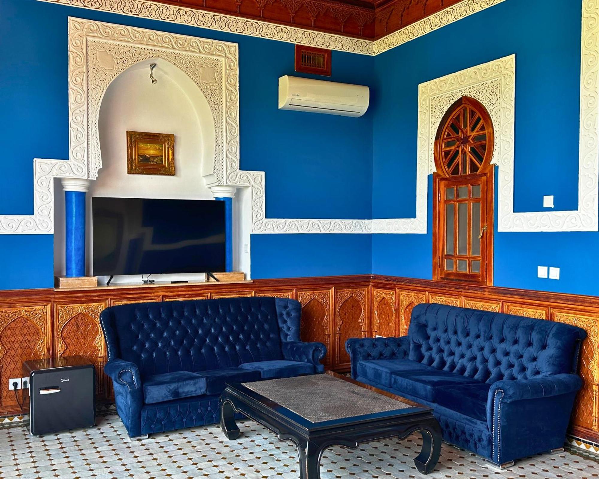 Nomadz Palace Touggana Luaran gambar